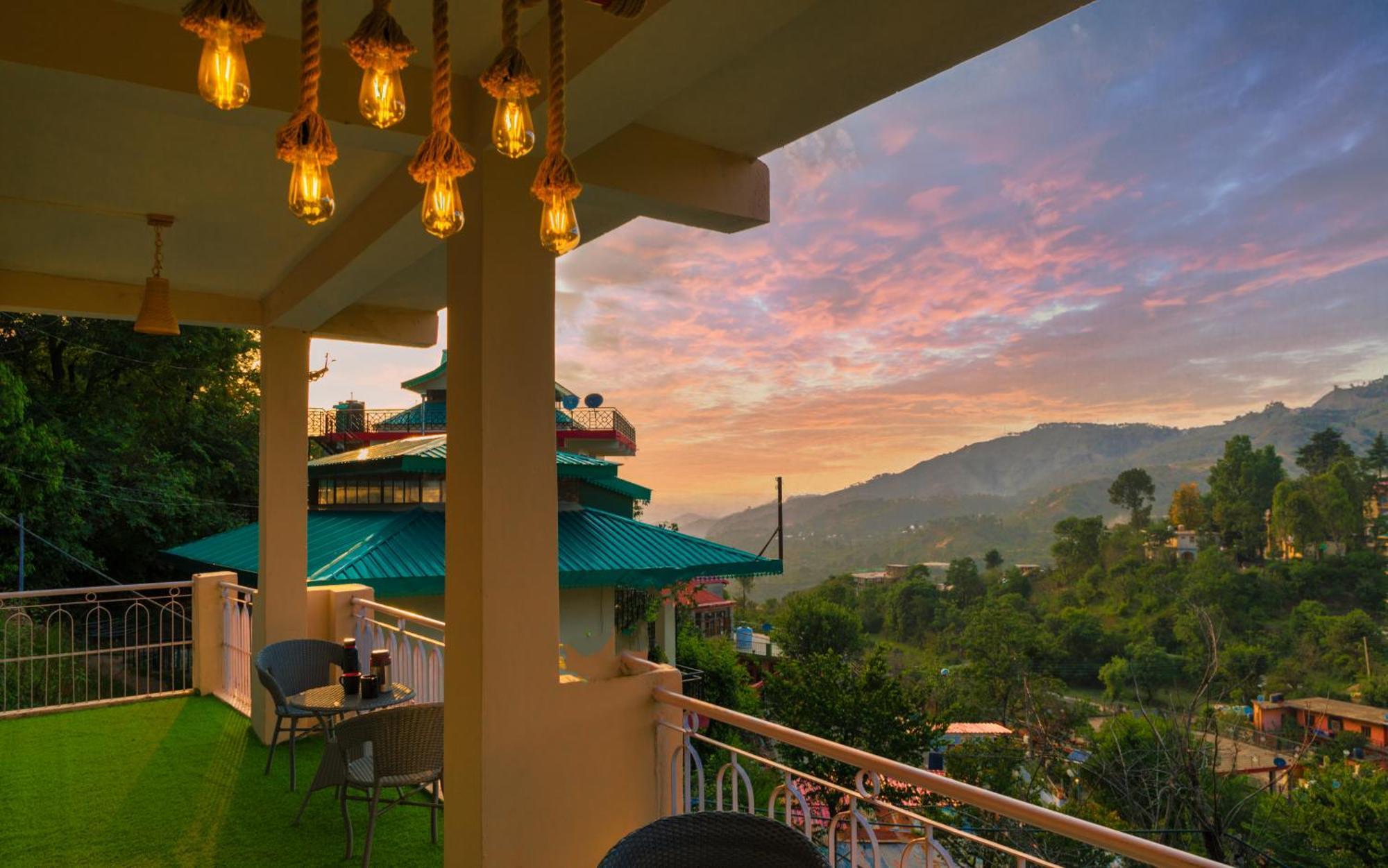 Mohija Homestay Kandaghat ภายนอก รูปภาพ